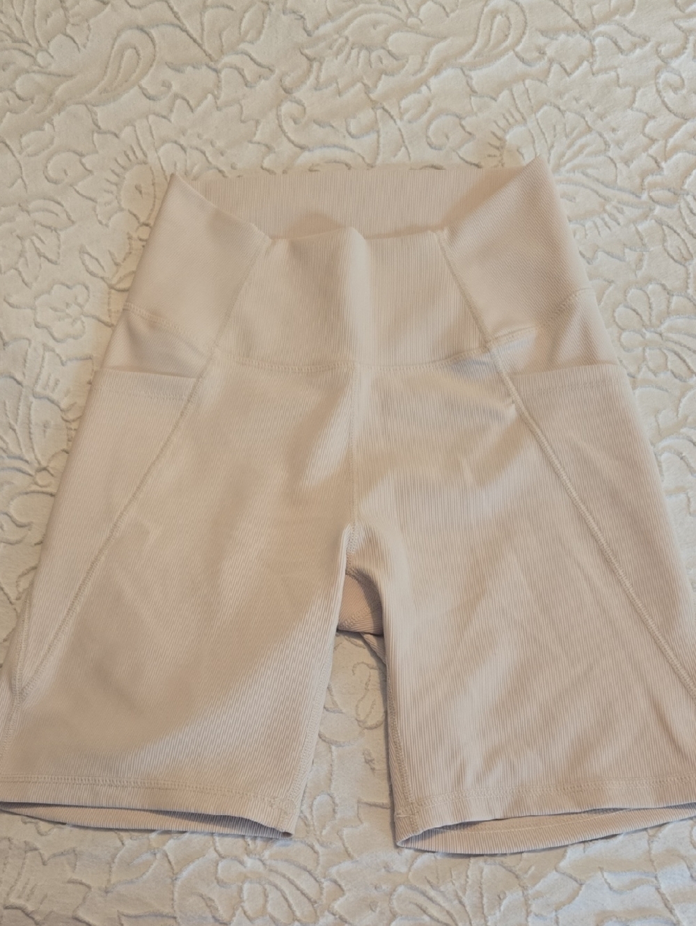 High-Waist Ribbed Bike Shorts in Light Beige